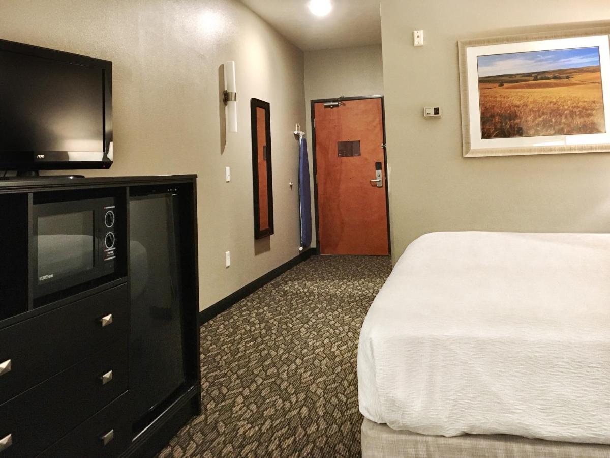 Western Wheatland 3* Colfax