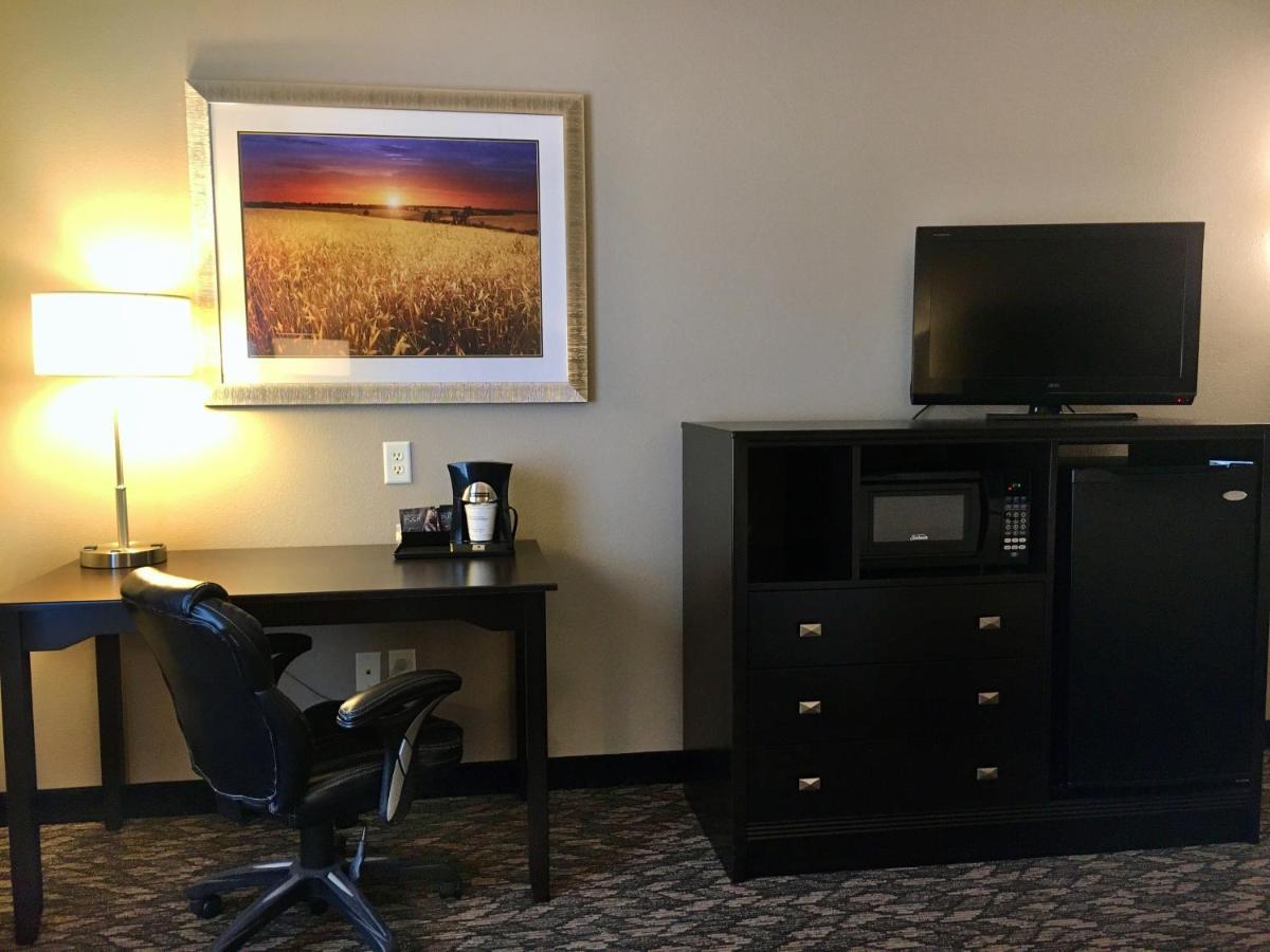 Western Wheatland Hotel 3*
