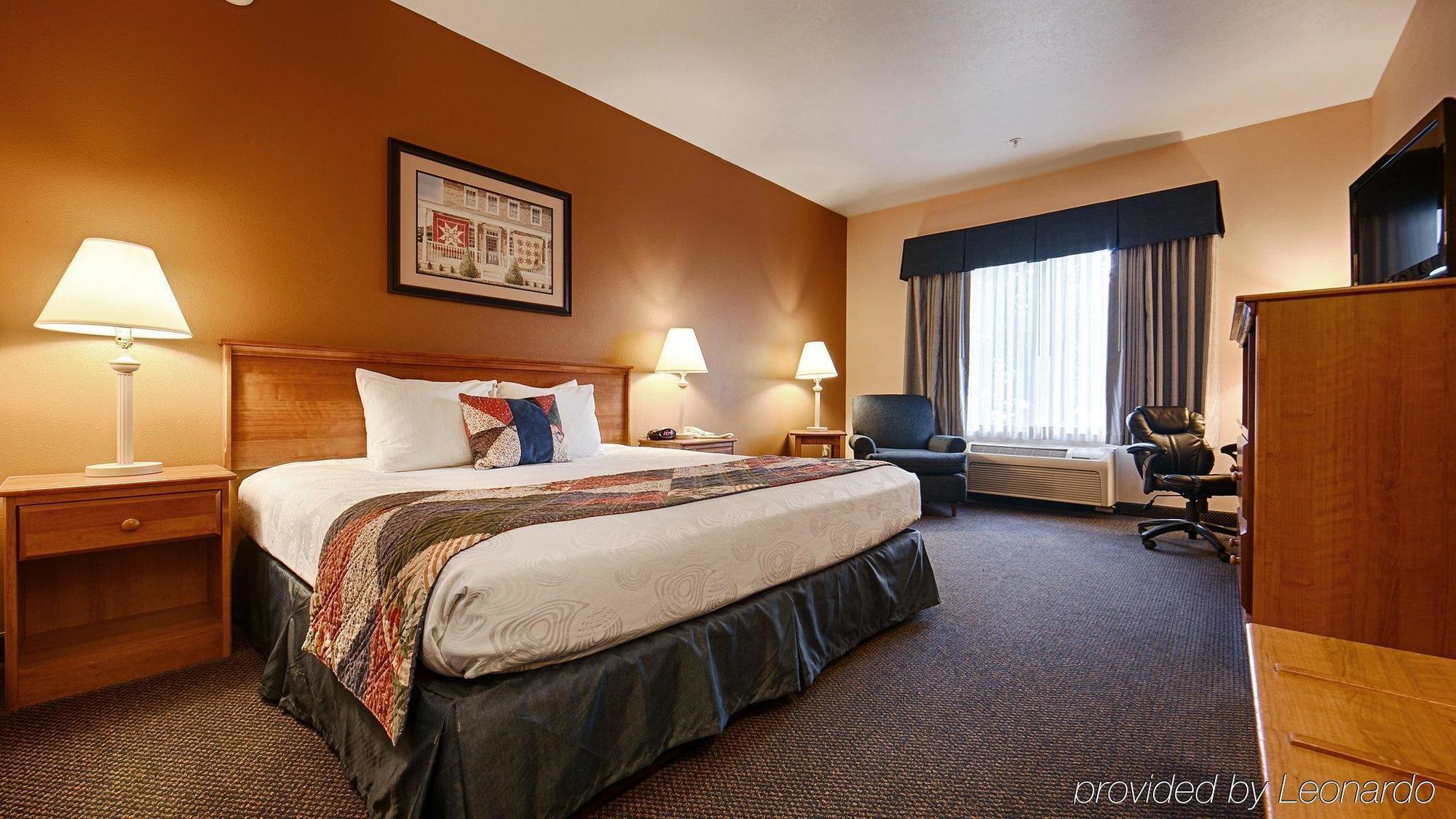 Western Wheatland Hotel