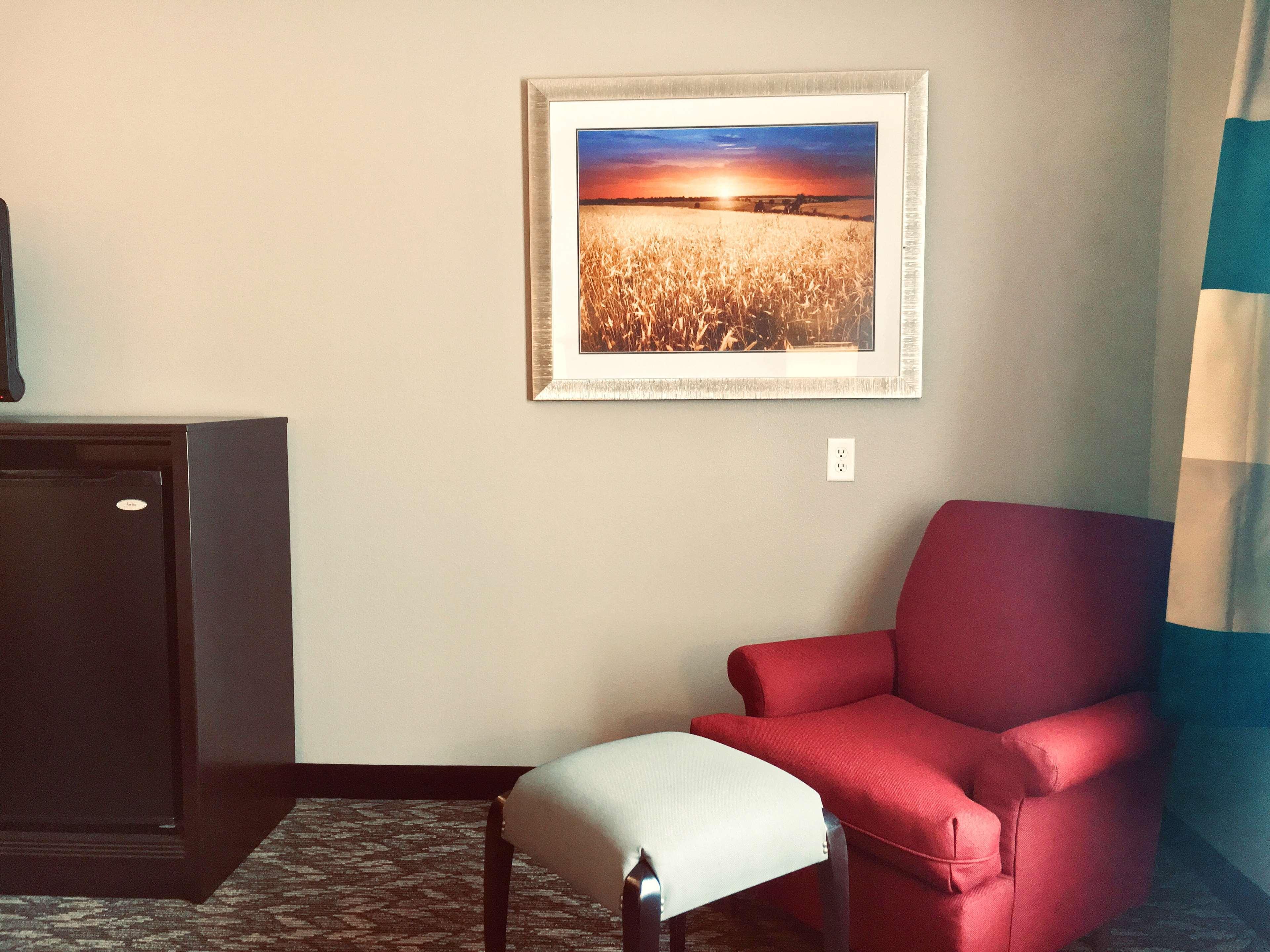 Western Wheatland Hotel