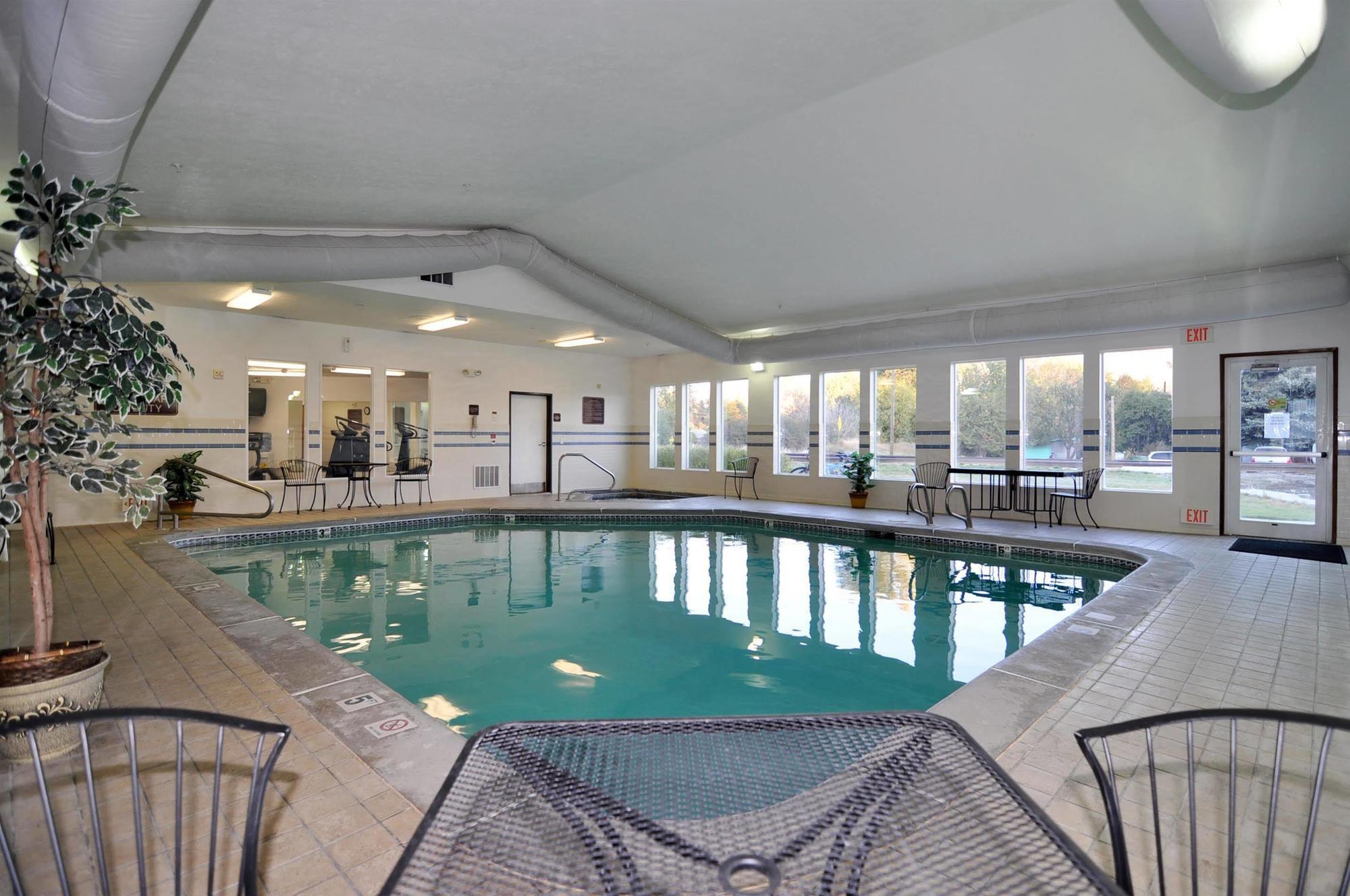 Western Wheatland Hotel 3*